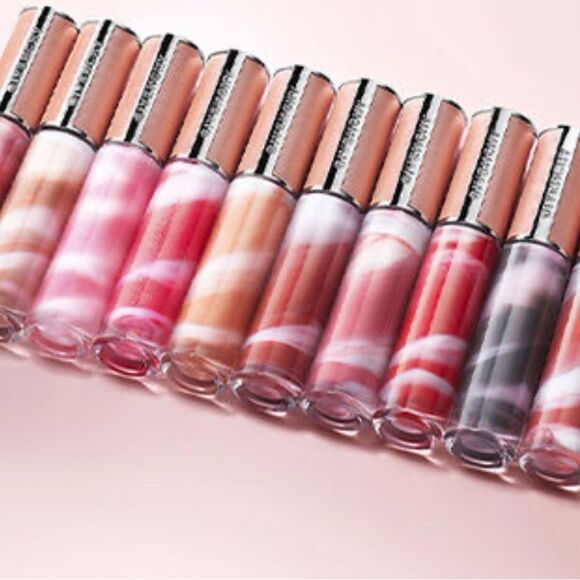 NEW! GIVENCHY -ROSE PERFECTO TINTED LIQUID LIP BALM- “Feeling Pink” - Picture 4 of 4